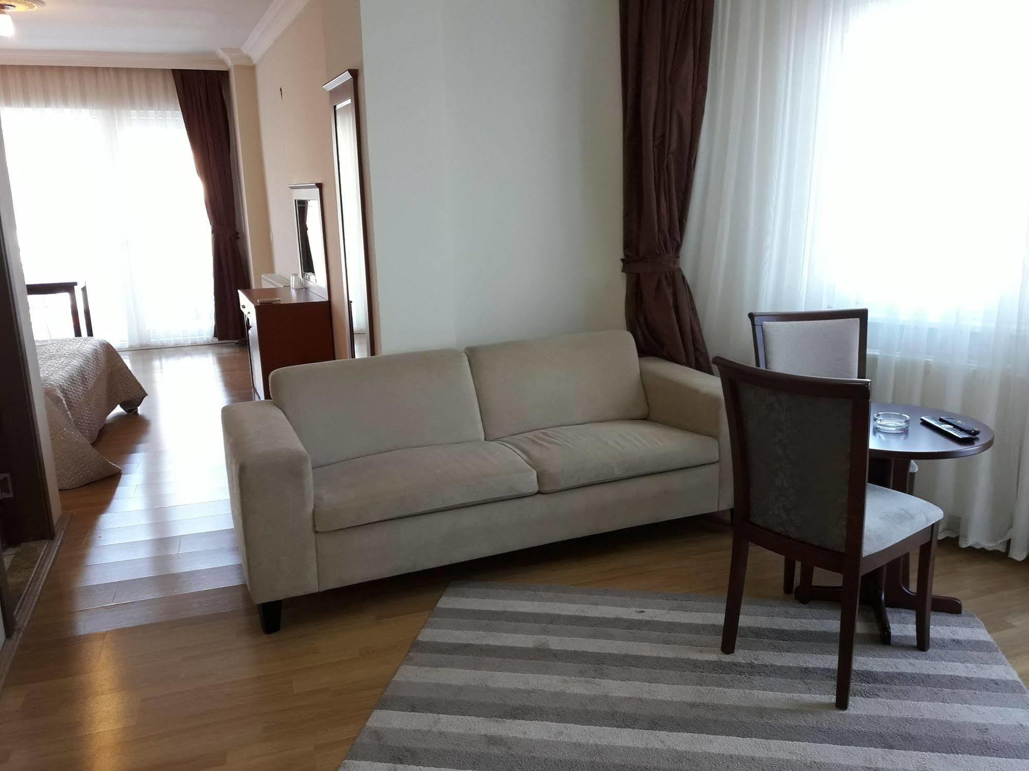 Dogalya Hotel Mudanya Exterior photo
