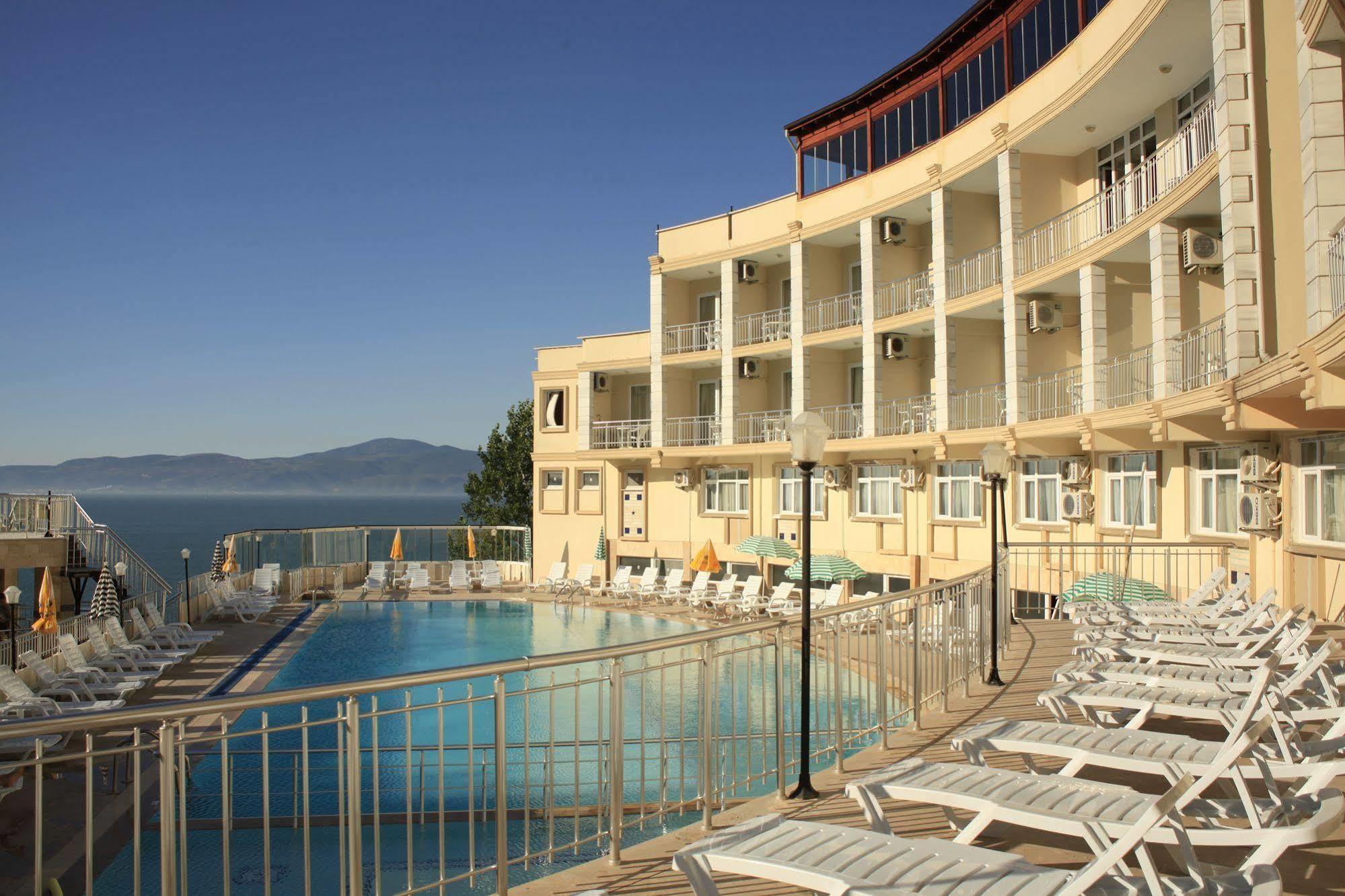Dogalya Hotel Mudanya Exterior photo