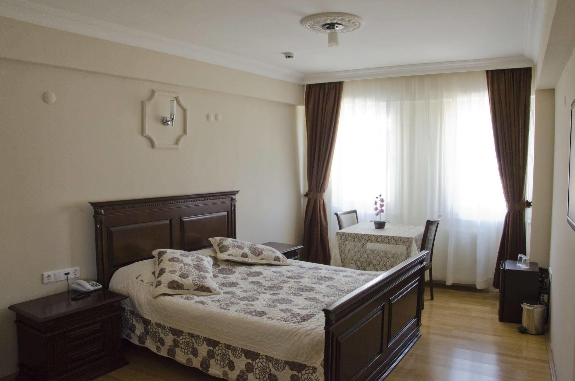 Dogalya Hotel Mudanya Exterior photo
